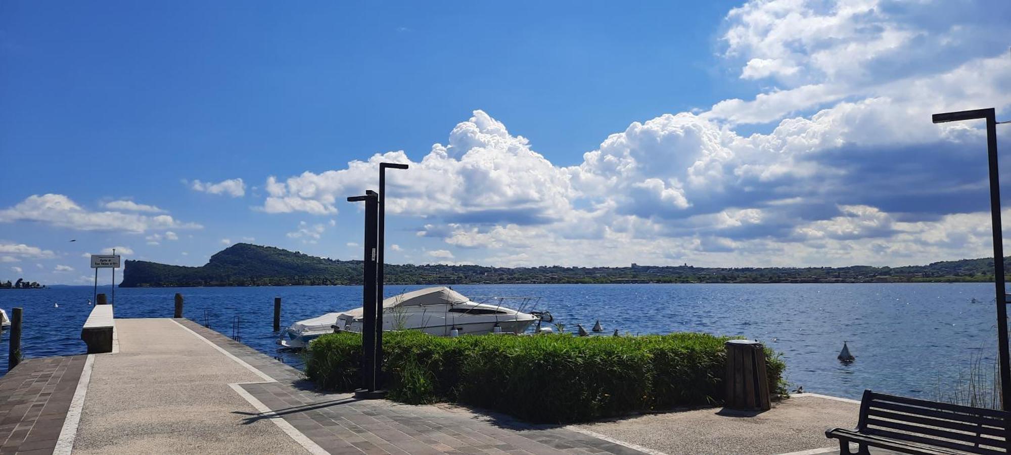 Elisa Holidays Apartments Puegnago del Garda Exterior photo